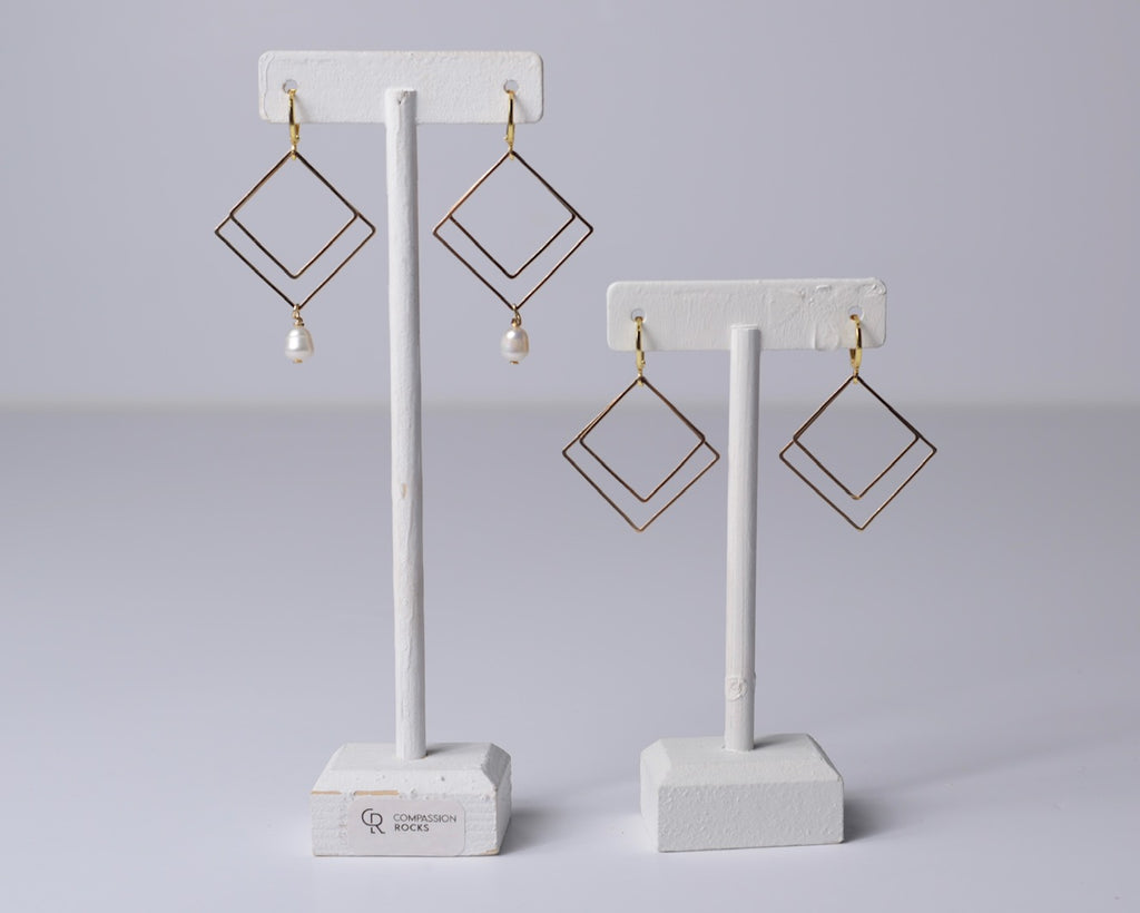 Square Hoops w/ or without pearl