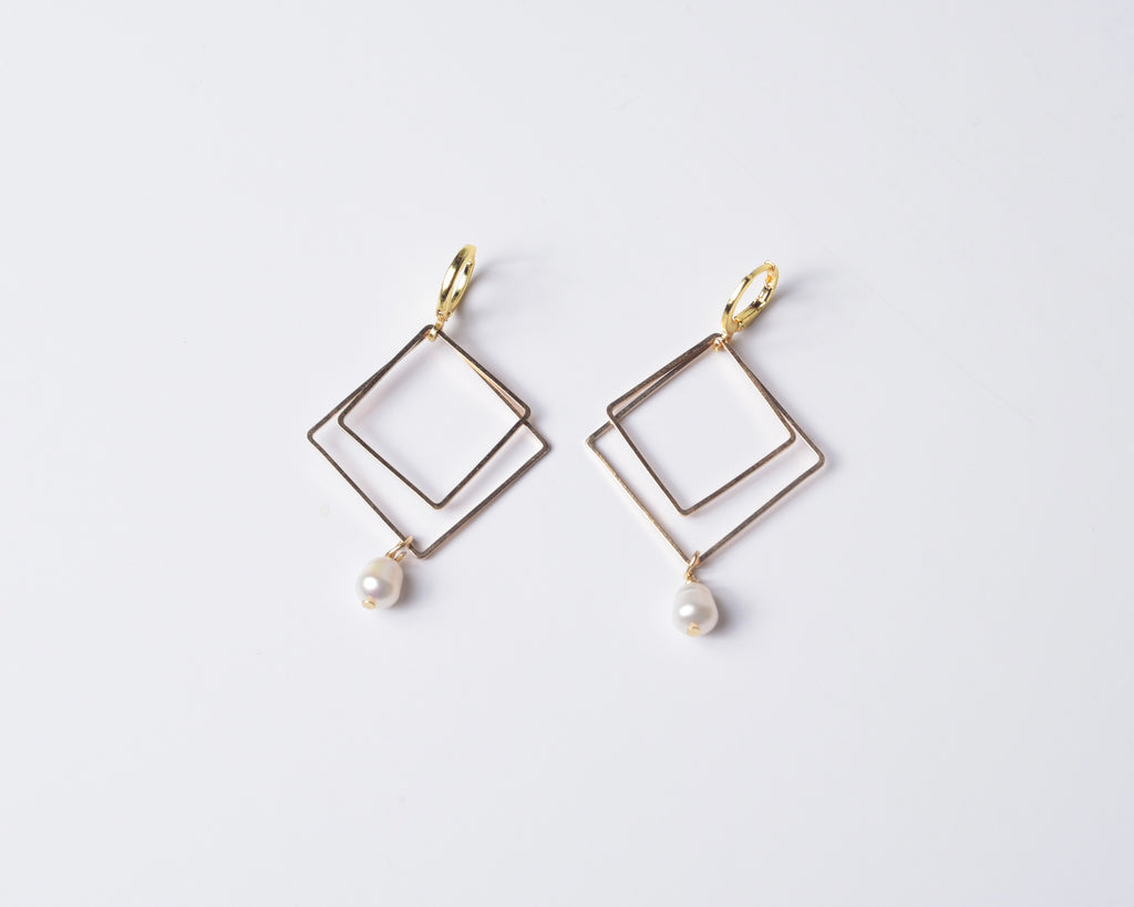 Square Hoops w/ or without pearl